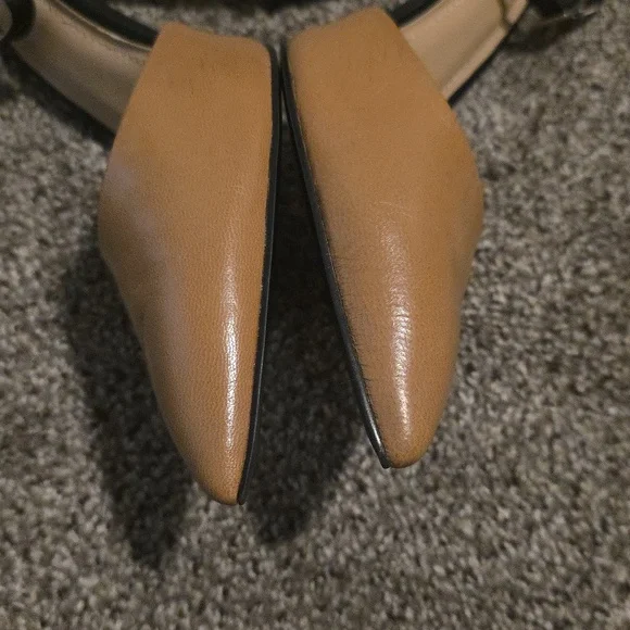 Pre-loved BCBG Two-tone Dillyn Leather Ankle Strap Heels Sz 9.5 - Picture 2 of 8